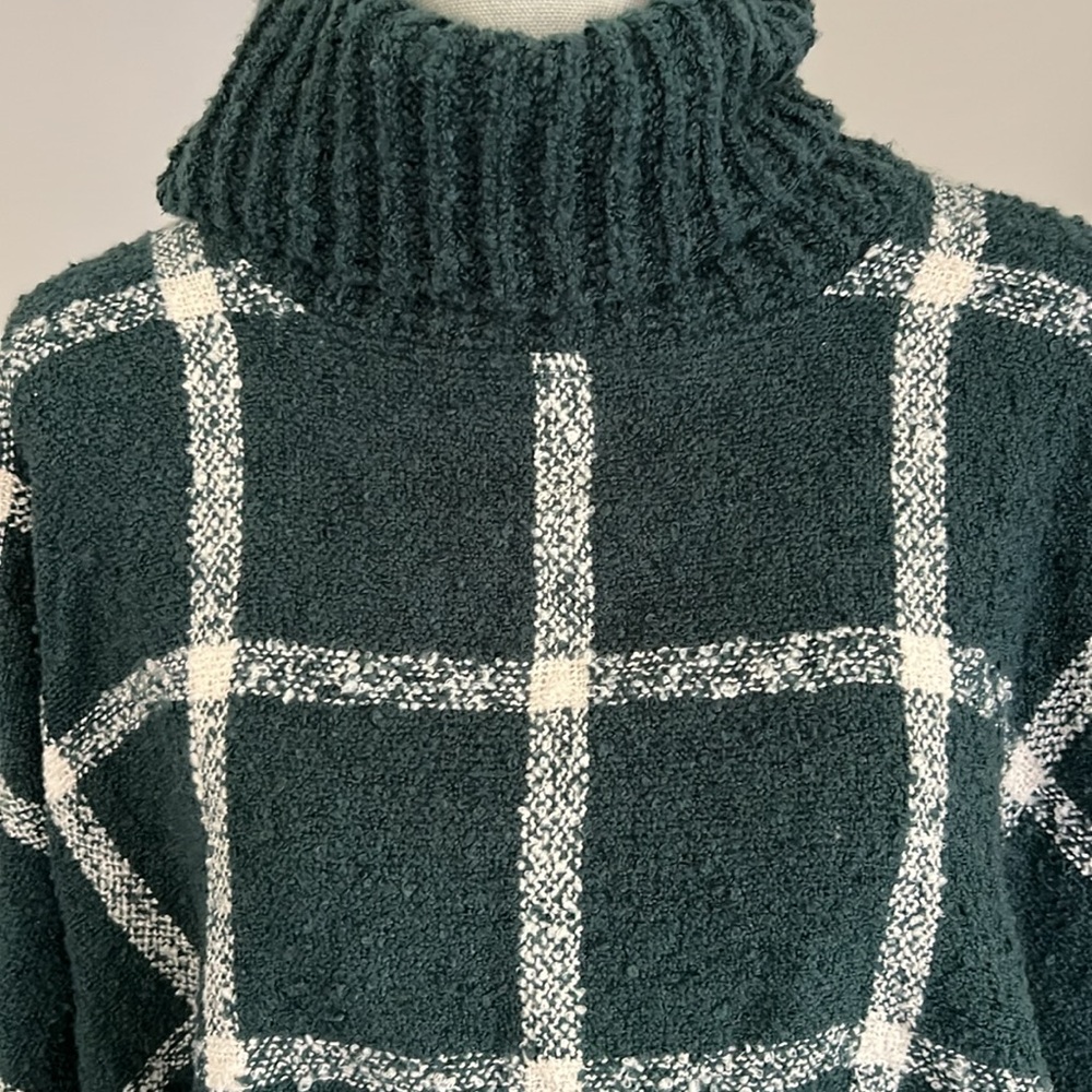 Loft Poncho - Picture 4 of 7